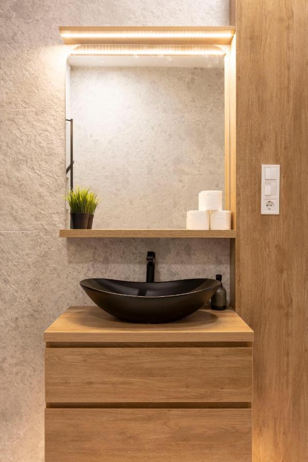 Luxurious & Spacious Central Residence With Balcony Budapest Exterior photo